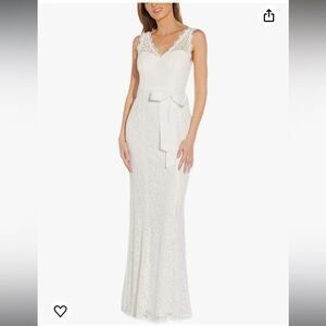 Adrianna Papell Womens Sleeveless Lace Illusion V-Neckline, Ivory Wedding Gown